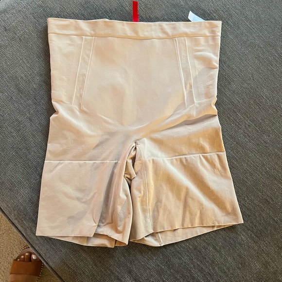 SPANX Other - Spanx OnCore Shorts